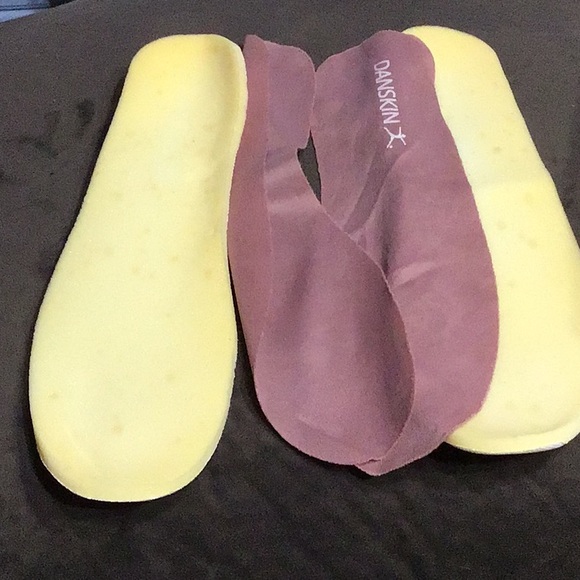 DANSKIN WOMENS SLIP ON SHOES - Picture 6 of 9